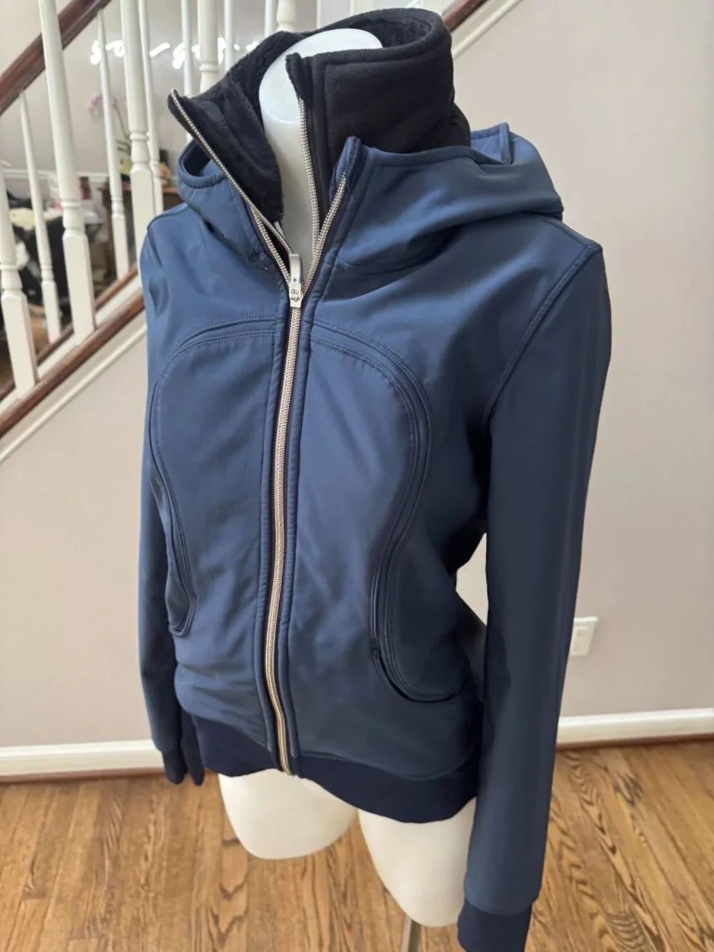 Lululemon Uba Hoodie *Softshell Inkwell / Black SE Size 4